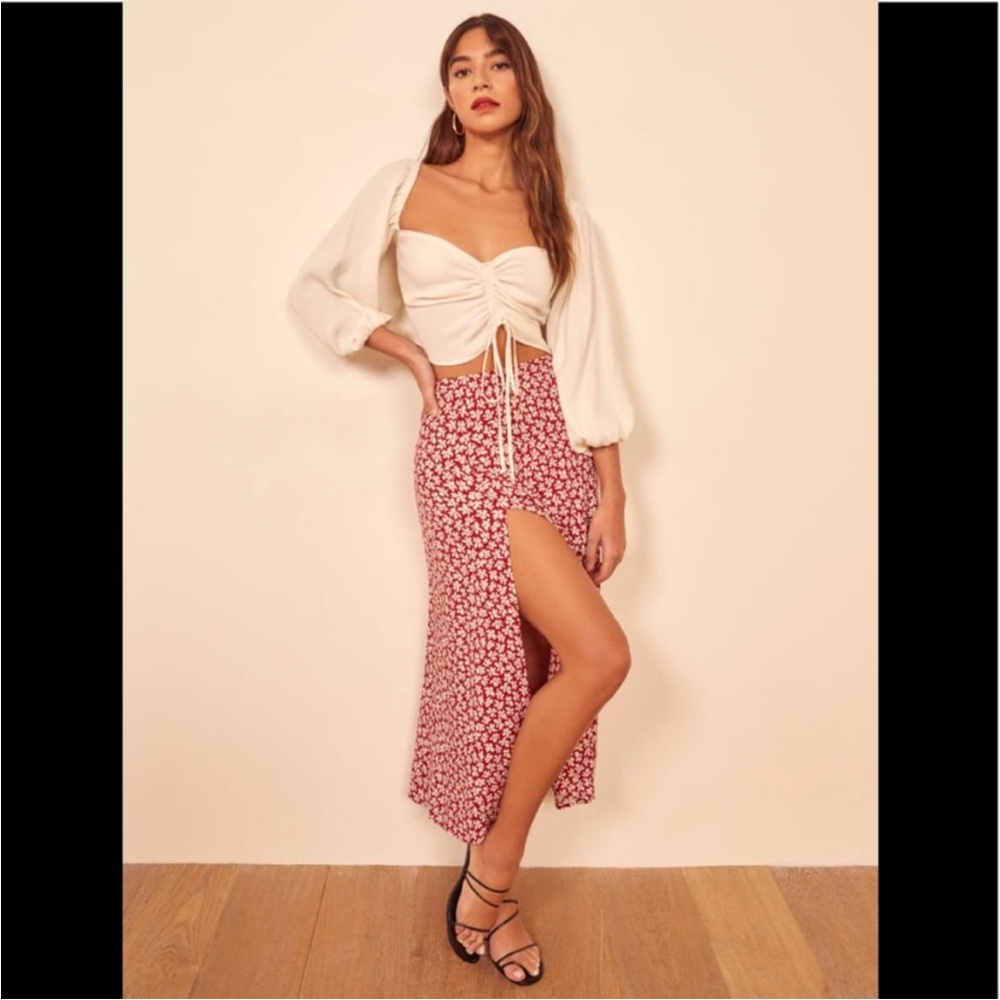Reformation Zoe Skirt in Grenadine Size 2